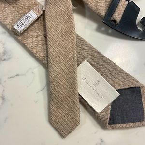 BNWT Brunello Cucinelli Beige Knit Tie